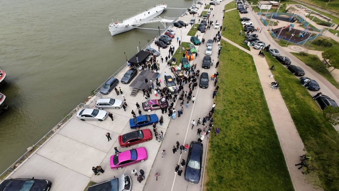 Русенският кей стана сцена на най-мащабното BMW събитие в страната за сезона