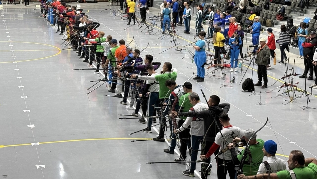 Международният турнир „Дунавски стрели“ събира над 130 стрелци в зала „Арена Русе“