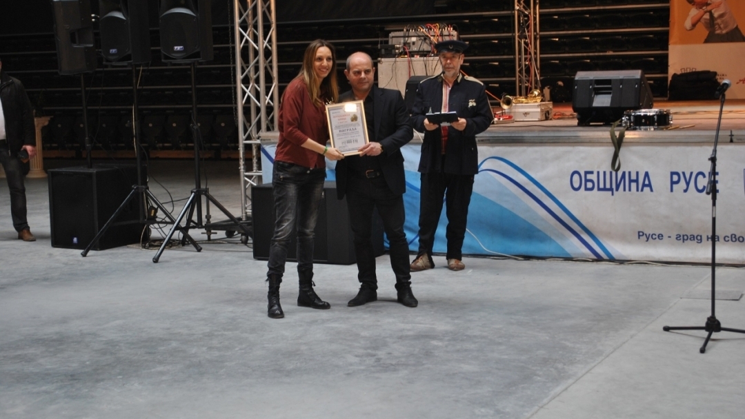 Кметът Пламен Стоилов връчи три награди на ''Русчуклийска среща''