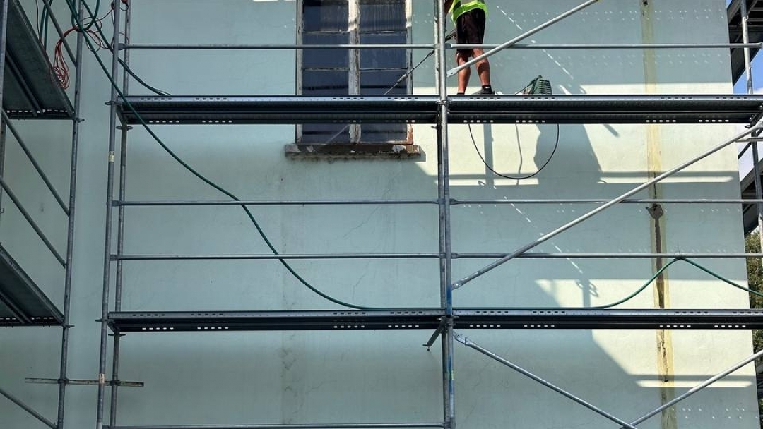 Ремонтът на ОУ „Отец Паисий“ се извършва по предвидения график