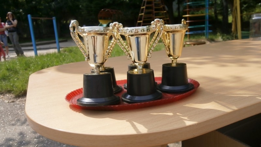 Със спортен празник и тържество завършиха учебната година  в ЦДГ „Зора”