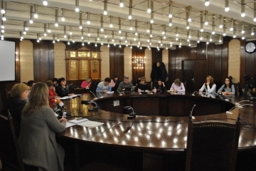 92 спирки в Русе вече са с нови навеси