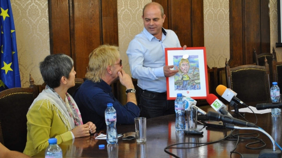 Рок легендата Джон Лоутън подкрепи кандидатурата на Русе за Европейска столица на културата 2019