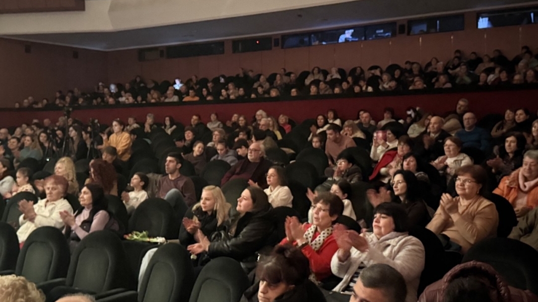 Концерт с над 60 изпълнения отбеляза двойния празник на гъдуларя Иван Жеков