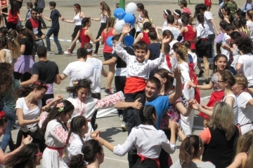 Близо 750 ученика участваха в състезание „Пролетно надиграване“ 