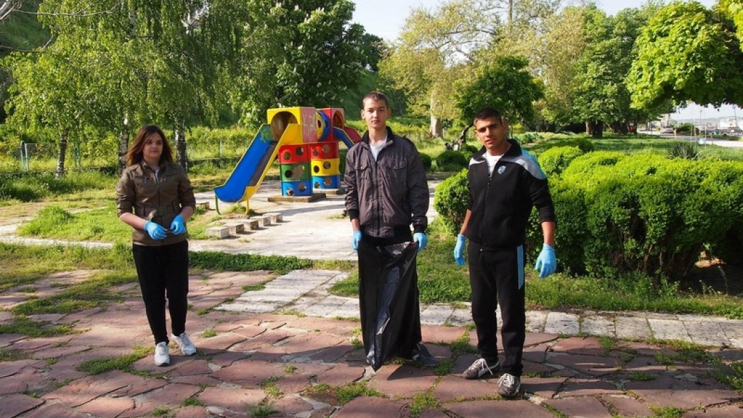 Близо 7 000 души от община Русе се включиха   в кампанията „Да изчистим България за един ден“