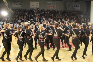 София Симеонова и Георги Георгиев грабнаха титлата "Мис" и "Мистър танц" в Коледно надиграване 2017