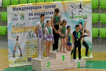 Пореден заслужен успех и отлично представяне на Яница Милкова и Кристиян Ангелов на Международния турнир по спортна акробатика „Акро купа Ботевград" 2019 г.