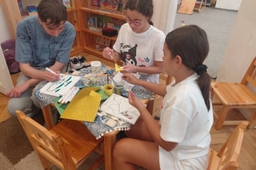 The "Screen-Free" program continues with practical activities against screen addiction