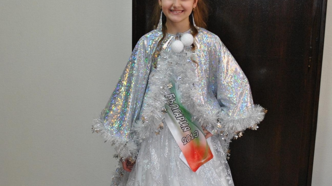 9-годишна русенка представя града ни на международен конкурс за красота 