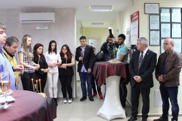 Кметът Пламен Стоилов поздрави д-р Красимир Миланов по повод откриването на нов високоспециализиран център